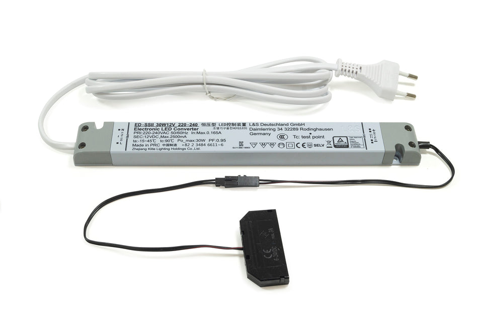 2000421_LED Konverter_12V_30W_6fach-Verteiler_2000mm